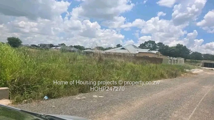 300 sqm Stand in Glaudina — Quiet Street, New Homes Nearby (Sole Mandate)