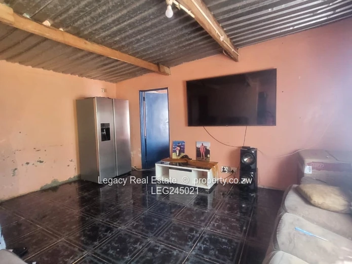 Large Stand With Incomplete House & Cottage For Sale