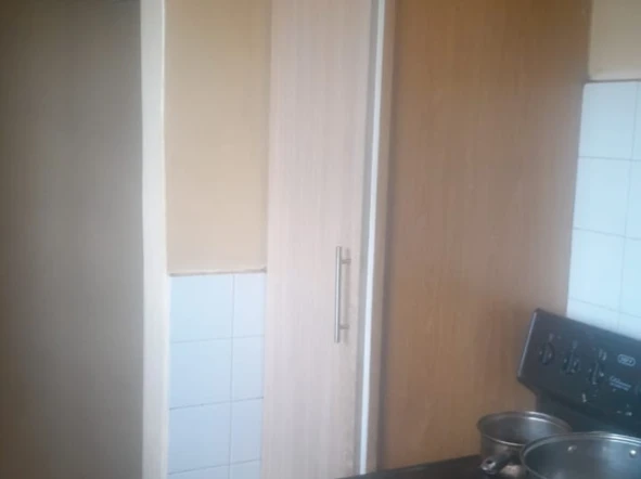 2 Bedroom Flat & Apartment