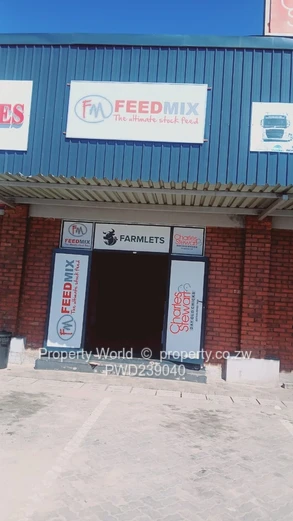 Shop To Let Along Simon Mazorodze