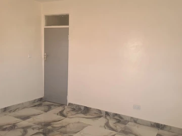 3 Bedroom Flat & Apartment
