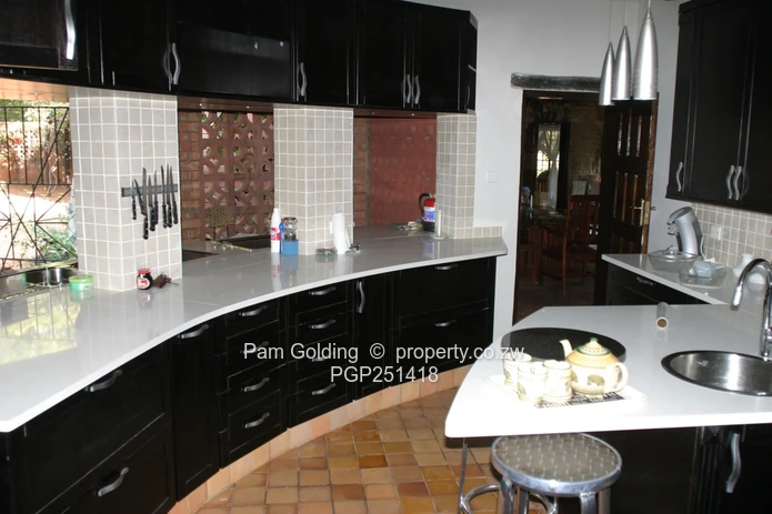 Charming Family Home In Victoria Falls Town (Sole Mandate)