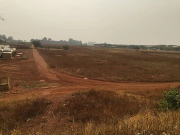 Commercial & Industrial Land