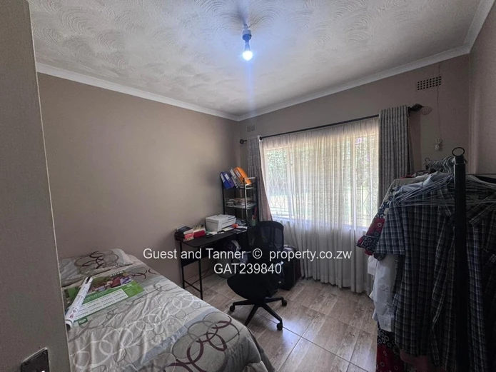 Premium Vainona Property with Mature Gardens, Solar Power and Full Title Deeds