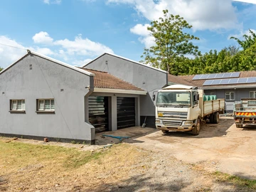 5 Bedroom House