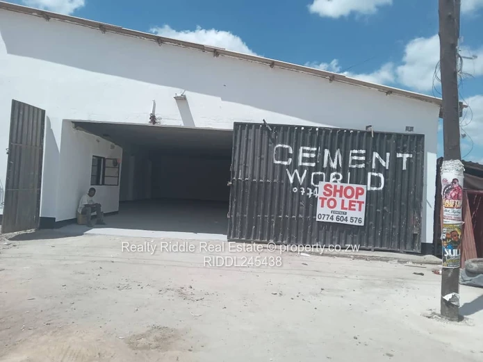 Spacious 432m² Retail Shop in Makoni — Loading Bay & Good ZESA