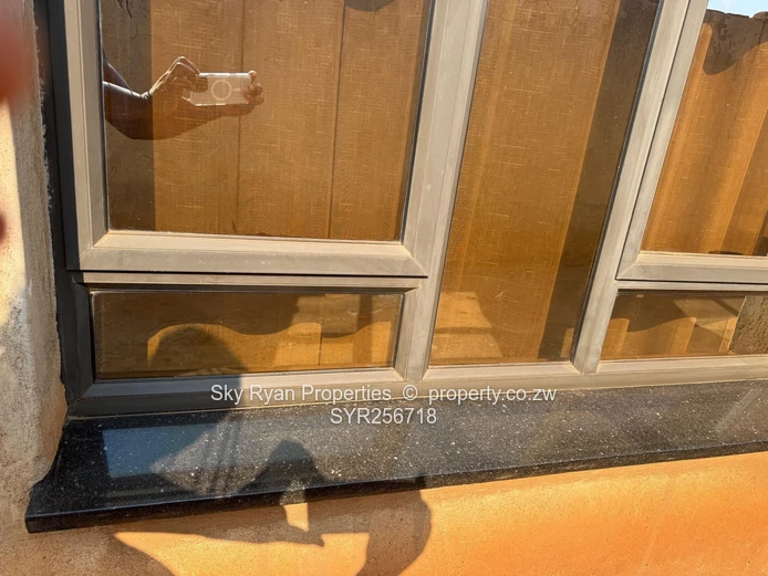 Modern 5-Bedroom Home Gillingham Estates, Dzivarasekwa Ext For Sale