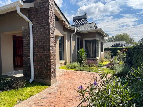 6 Unit Townhouse Complex