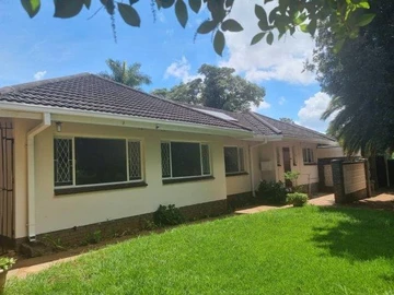 Family Home In Manadara