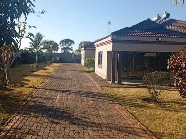 8 Bedroom House