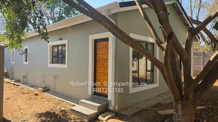 3 bedroomed apartment to rent in Greendale