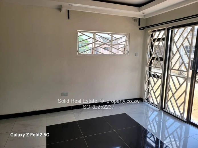 Modern Living in Pamvura Clusters, Bluff Hill: 3 Bedroomed Home + Cottage