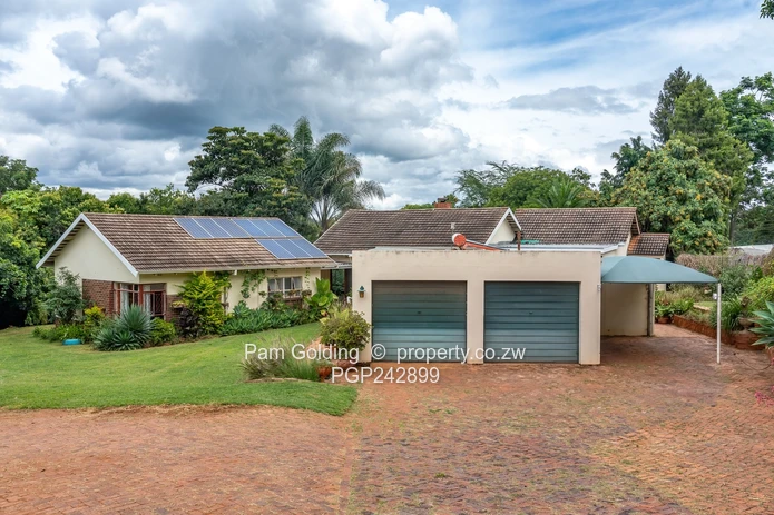 Spacious 4 Bedroom Family Home Greystone Park (Sole Mandate)