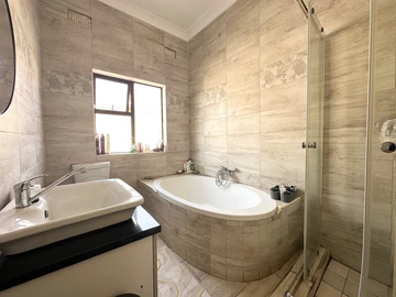 4 Bedroom Townhouse Complex