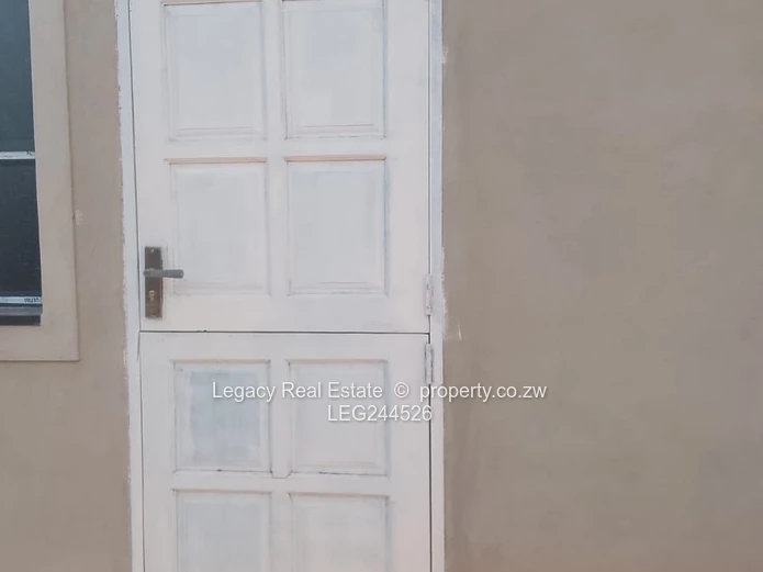 Large Greendale Property With Borehole & Double Garage.