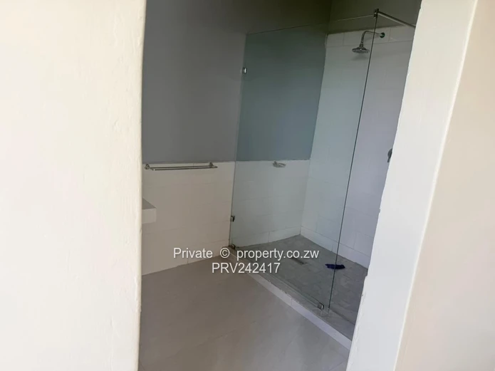 Luxury Living in Mt Pleasant: 3-Bed, 3-Bath House with Borehole