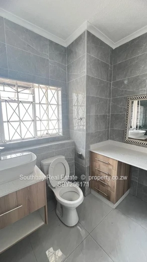 4 bedroomed duplex garden flat to rent 