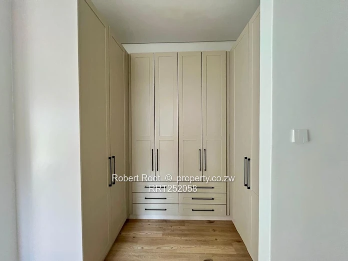 3 bed modern cluster home in Borrowdale Brooke