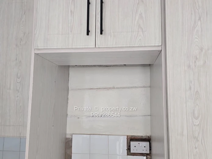 Neat, 2 Bed Duplex Garden Apartment For Rent In Avondale