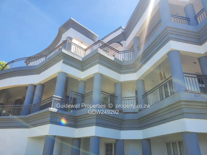 Stunning 6 bed house for sale in Borrowdale Brooke