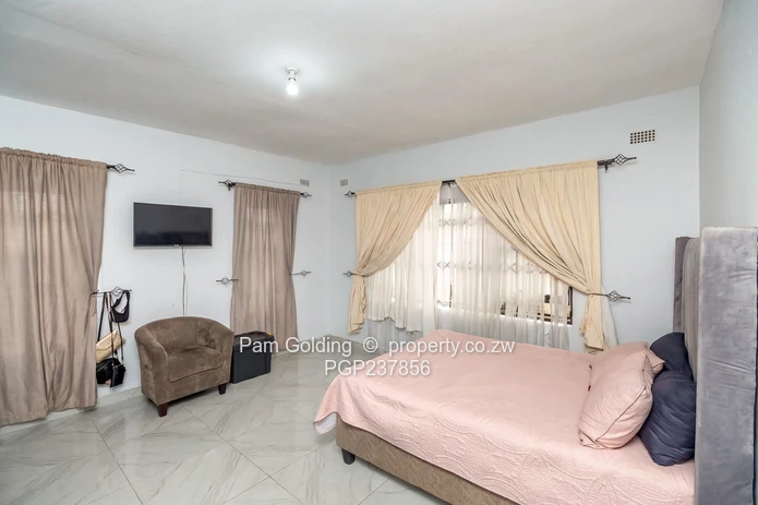 House for sale (Sole Mandate)