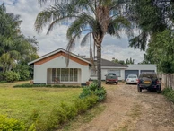 6 Bedroom House
