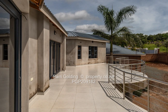 Exceptional 6-Bedroom Luxury Home in Brookview