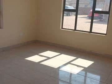 18 Unit Townhouse Complex