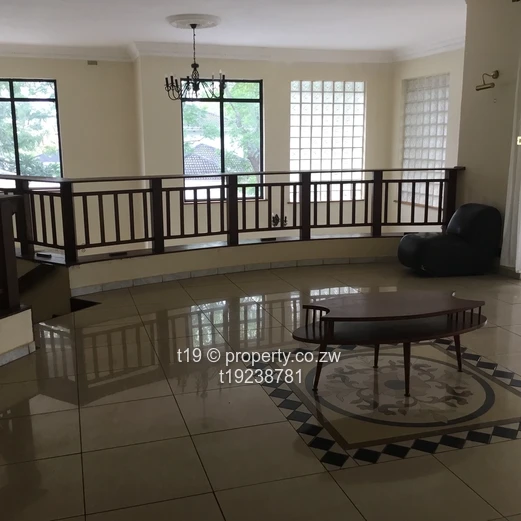 An Elegant 5 bedroom House