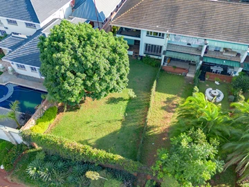 3 Bedroom Flat & Apartment