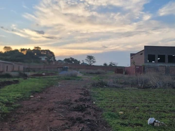 Commercial & Industrial Land