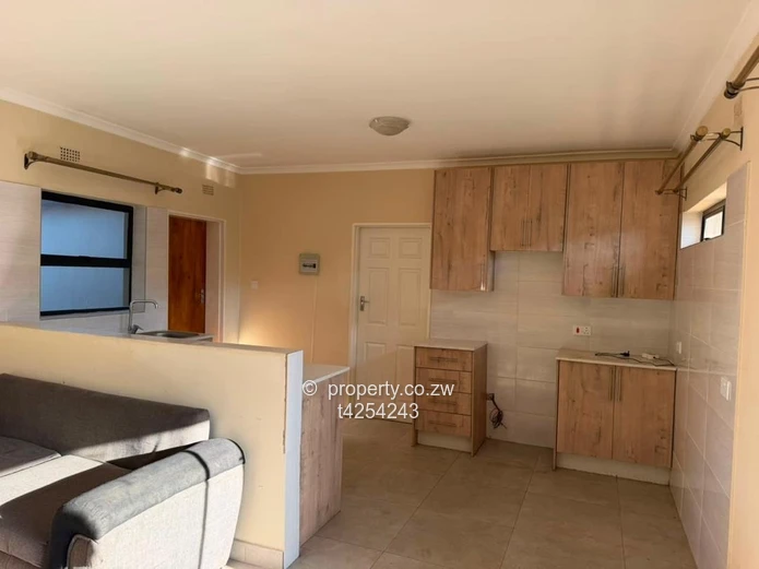 Bluffhill apartment to rent