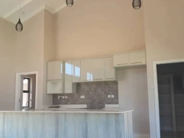 7 Unit Townhouse Complex