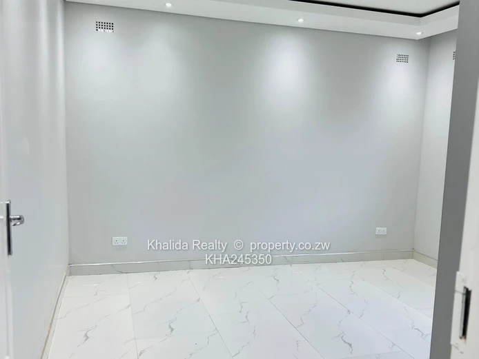 Nyeredzi Ridge 4 Beds House For Sale 