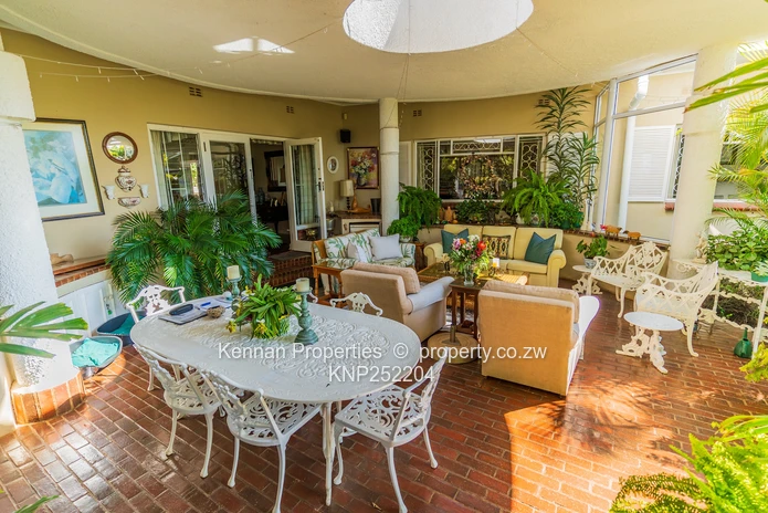Gracious family home in Colne Valley (Sole Mandate)