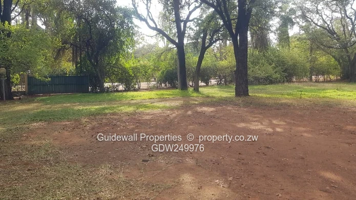4047sqm Stand for sale in Chiredzi with deeds 