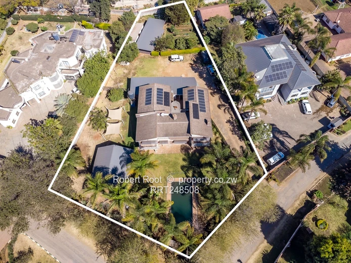 Potential Commercial Property in Great Location