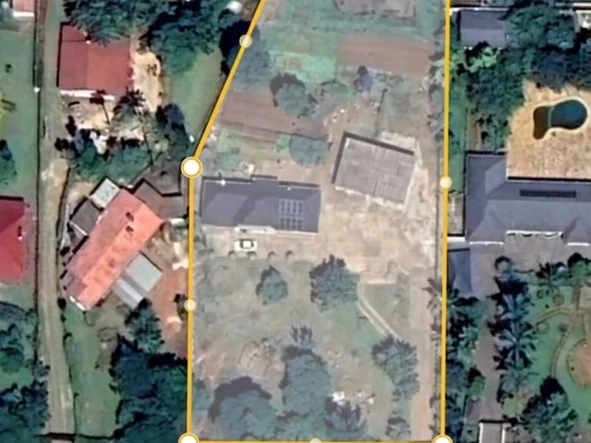 Commercial & Industrial Land