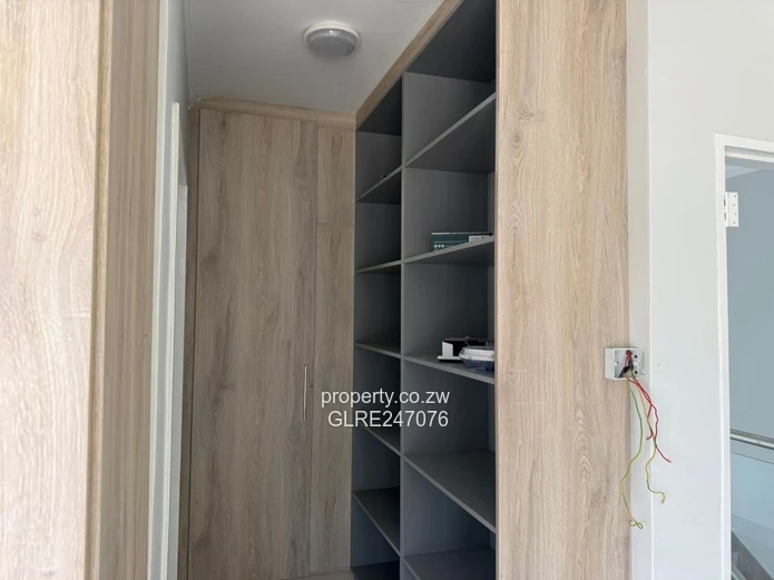 Modern 4BR Townhouse Complex w/ Borehole — New Marlborough