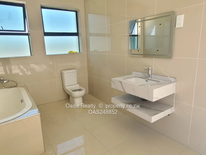 Newly Built Modern Townhouse For Rent in Arlington East