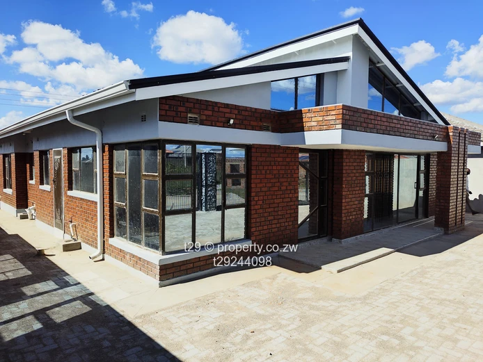Mabvazuva Estate house for sale