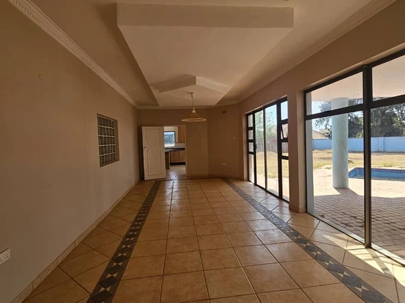 5 Bedroom House