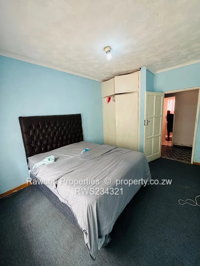 Marlborough  (Sole Mandate)