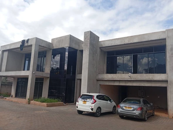 8 Bedroom House