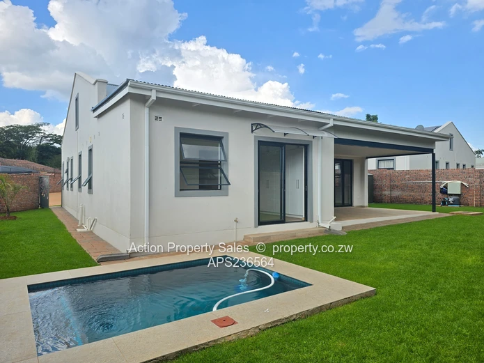 3 Bedroom Townhouse in Highlands - $2,000 plus Levy $300 