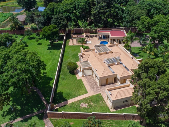 3 Unit Townhouse Complex