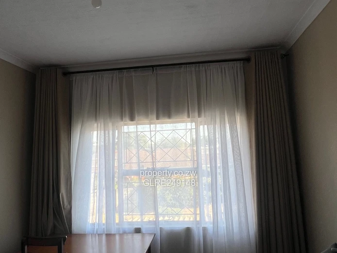 2-Bed Garden Flat in Greencroft, Harare West – Borehole