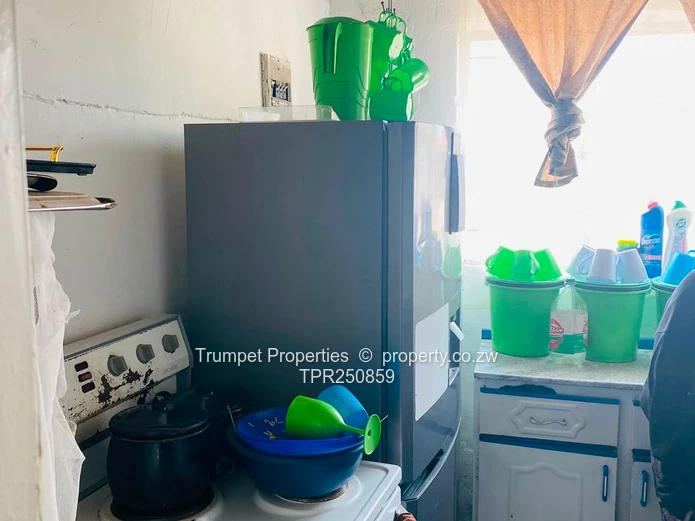 2-Bed Home in Granary Park - Borehole & Garden Oasis