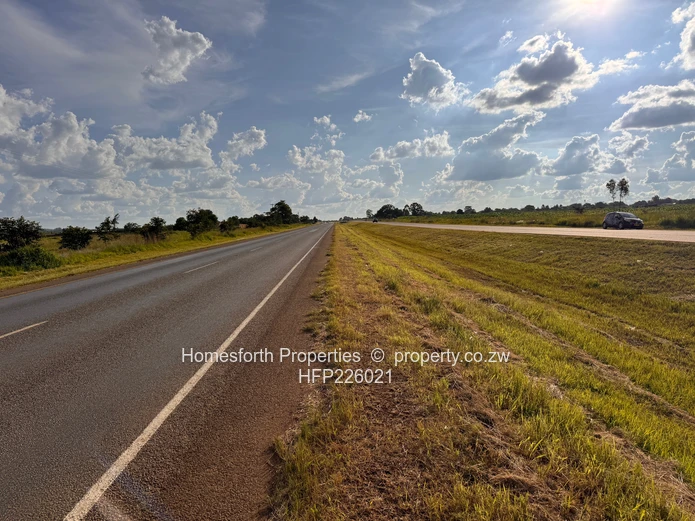 Norton Plot for Sale: Bulawayo Road Frontage (Sole Mandate)