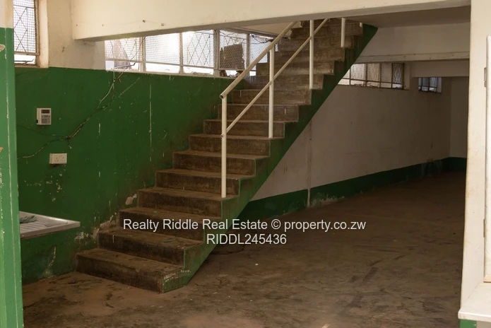 Mutare CBD Hotel & Retail - 2-Storey with Borehole